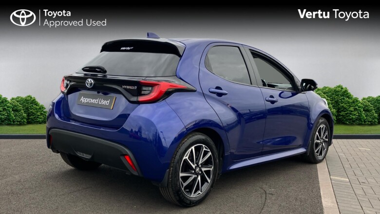 Toyota Yaris 1.5 Hybrid Design 5dr CVT Hybrid Hatchback